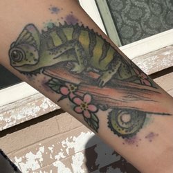 Mortuary Tattoo - Finished tattoo (it's pretty.)