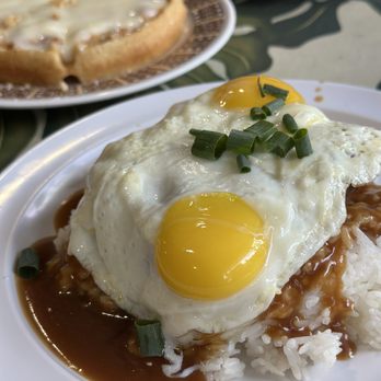 808 Grindz Cafe - 808 Grindz Moco - Cafes Near Me - Lahaina, Hawaii 808 Grindz Cafe - 808 Grindz Moco - Cafes Near Me - Lahaina, Hawaii