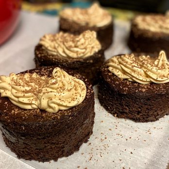 The Sweet Botanist - Caramel Macchiato Cakes (gluten free) - Personal Chefs Near Me The Sweet Botanist - Caramel Macchiato Cakes (gluten free) - Personal Chefs Near Me