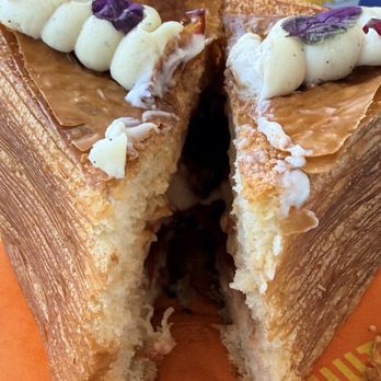 Parachute Bakery - Plum and Toasted rice Cube - Cafes Near Me - San Francisco, California Parachute Bakery - Plum and Toasted rice Cube - Cafes Near Me - San Francisco, California