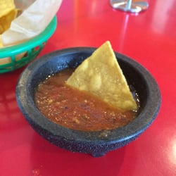 Los Cantaros - Chips and delicious salsa while we wait for lunch.