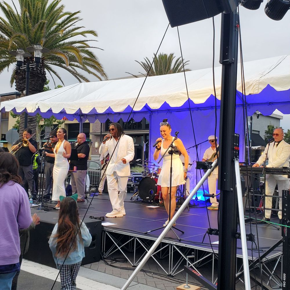 Pacific Commons Shopping Center - Summer Concert Series - Shopping Centers Near Me - Fremont, California Pacific Commons Shopping Center - Summer Concert Series - Shopping Centers Near Me - Fremont, California
