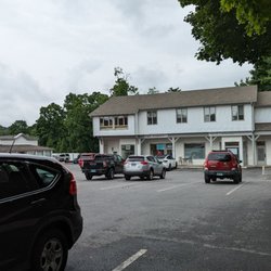 Club Sandwich - Ample Parking