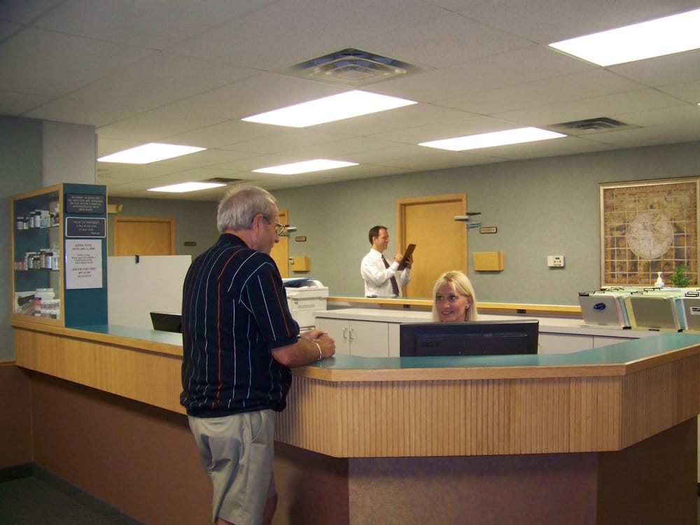 MCGREGOR CHIROPRACTIC CLINIC Updated September 2024 1414 S Oak Ave