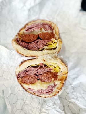 Bara's Deli by null