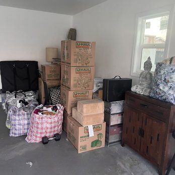 Bravo Moving - All my belongings neatly place where I instructed them too - Movers Near Me - Glendale, California Bravo Moving - All my belongings neatly place where I instructed them too - Movers Near Me - Glendale, California