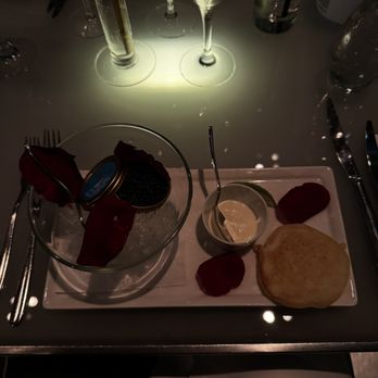 Le Georges - Caviar - French Near Me - Paris, 75