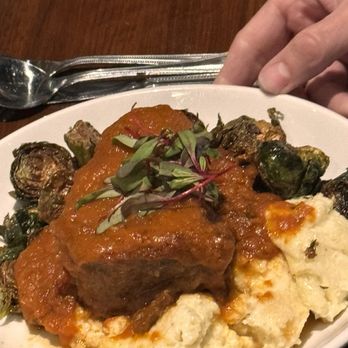 Cafe 4 - Braised Short Ribs - Comfort Food Near Me - Knoxville, Tennessee Cafe 4 - Braised Short Ribs - Comfort Food Near Me - Knoxville, Tennessee