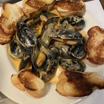 Quarterdeck - Mussels - Seafood Near Me - Arlington, Virginia