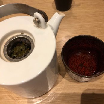 Jing Ting Noodle and Dumpling - Real tea a must for any authentic Chinese joint Hint of blueberry with green tea - Chinese Near Me - Parañaque, NCR