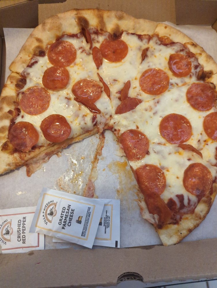 PIZZA CASTELLO Updated September 2024 44 Photos & 74 Reviews