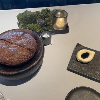 Canlis - Bread - New American Near Me - Seattle, Washington Canlis - Bread - New American Near Me - Seattle, Washington