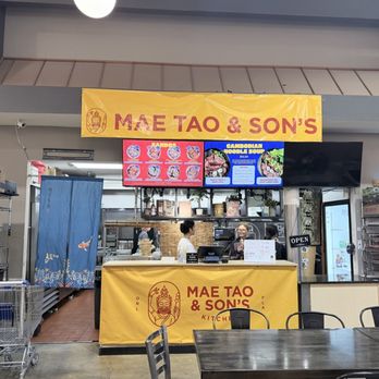Mae Tao & Sons - Food Trucks Near Me - Orlando, Florida Mae Tao & Sons - Food Trucks Near Me - Orlando, Florida