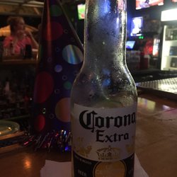 $3 coronas & tequila. Yes, I mean Si!
