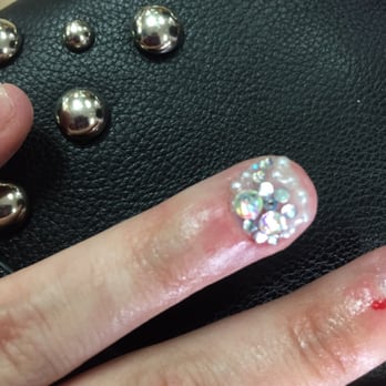Tammy Nails & Spa - Swollen and bleeding. Staff dismissed my concerns :/ - Nail Salons Near Me - Tracy, California Tammy Nails & Spa - Swollen and bleeding. Staff dismissed my concerns :/ - Nail Salons Near Me - Tracy, California