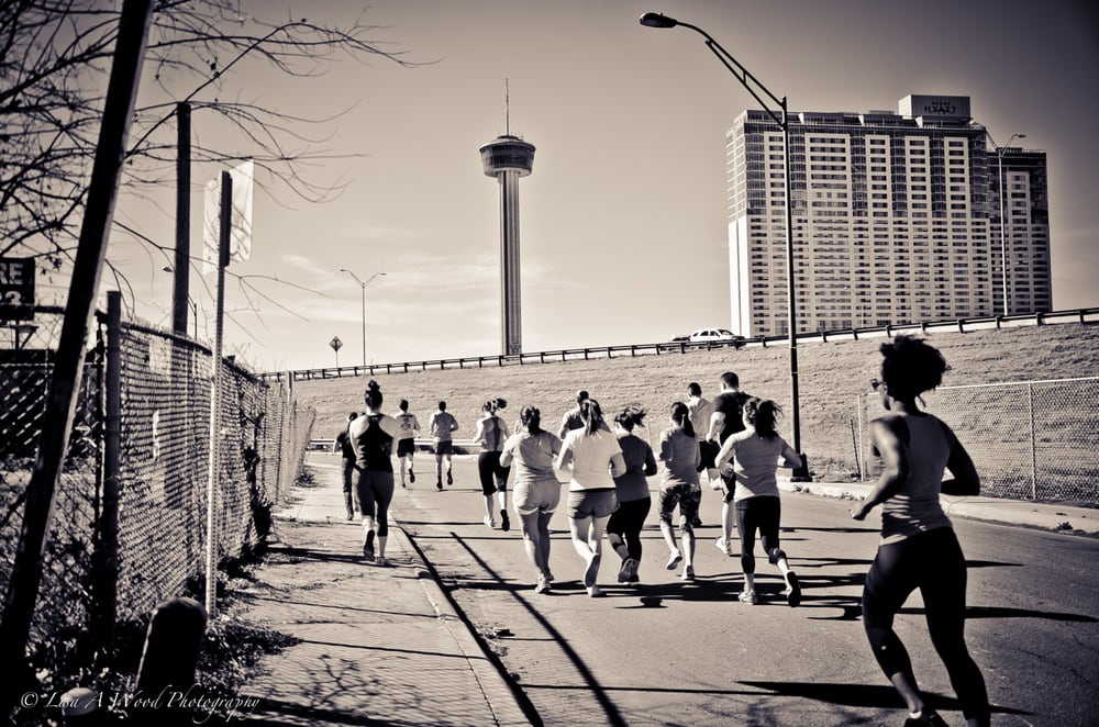 Crossfit Unchained Logo