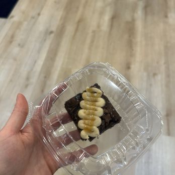 Queen Beans Cafe - Salted caramel brownie - Coffee & Tea Near Me - Coraopolis, Pennsylvania