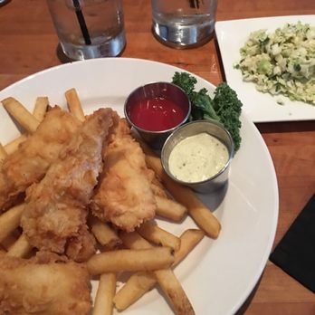FD's Grillhouse - Fish and chips w coleslaw - American Near Me - Tyler, Texas