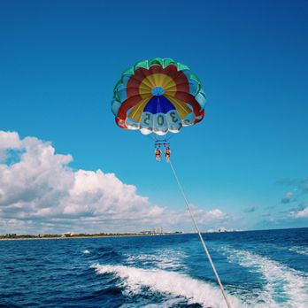 Hollywood Parasail - Parasailing Near Me - Hollywood, Florida Hollywood Parasail - Parasailing Near Me - Hollywood, Florida