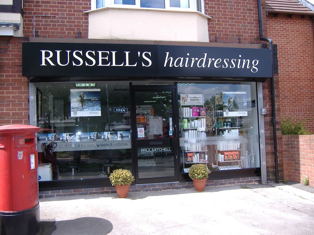 RUSSELLS HAIRDRESSING Updated May 2024 1079 Stratford Road
