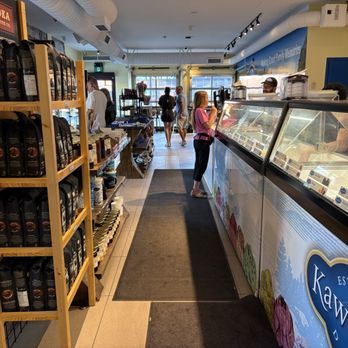 Kawartha Dairy - Kawartha inside - Ice Cream & Frozen Yogurt Near Me - Toronto, Ontario Kawartha Dairy - Kawartha inside - Ice Cream & Frozen Yogurt Near Me - Toronto, Ontario
