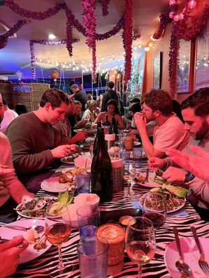 Night + Market Sahm by null