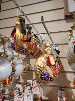 Bronner's Christmas Wonderland by null