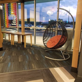 Tru by Hilton Staunton - Lobby - Hotels Near Me - Staunton, Virginia Tru by Hilton Staunton - Lobby - Hotels Near Me - Staunton, Virginia