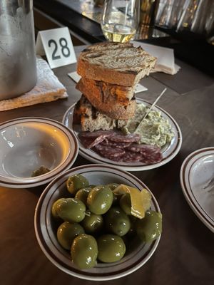 Sam’s Place by null