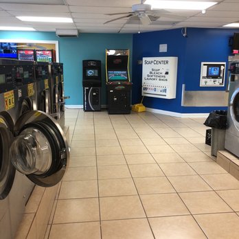 Speed Wash Laundromat - Laundromat Near Me - Metairie, Louisiana