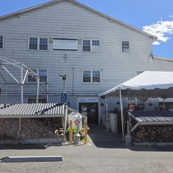 Monk's BBQ - Exterior - Barbeque Near Me - Purcellville, Virginia