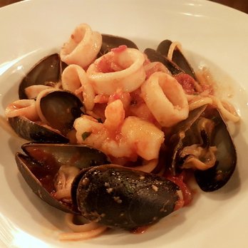 CANO Restaurant - Linguine di Pesce - Italian Near Me - Toronto, Ontario CANO Restaurant - Linguine di Pesce - Italian Near Me - Toronto, Ontario