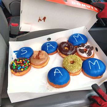 KTLA-TV Channel 5 - Randy's Donuts in honor of Sam Rubin KTLA CHANNEL 5 NEWS - Television Stations Near Me - Los Angeles, California