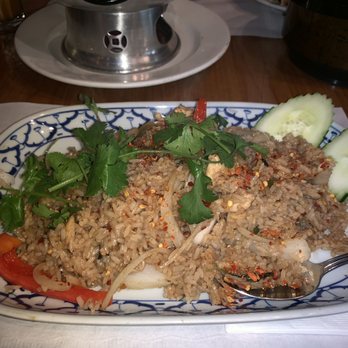 Thai Eagle Rox - Spicy Fried Rice with chicken - Thai Near Me - Los Angeles, California Thai Eagle Rox - Spicy Fried Rice with chicken - Thai Near Me - Los Angeles, California