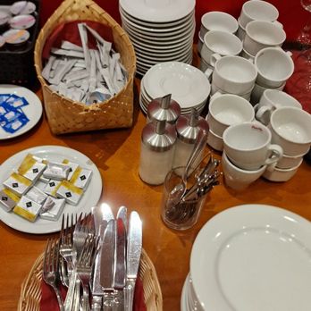 Ratskeller Hotel - Frühstücksbuffet - Hotels Near Me - Nideggen, NW