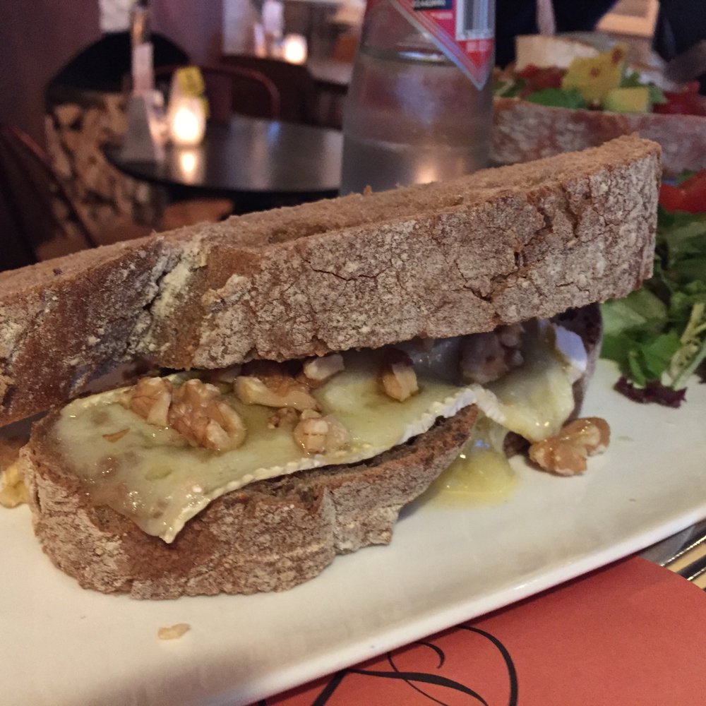 Cafe Falstaff - Cafes Near Me - Maastricht, LI
