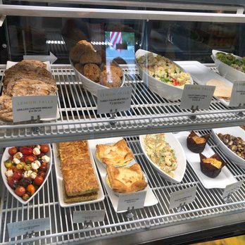 Lemon Falls - Sandwiches Near Me - Chagrin Falls, Ohio