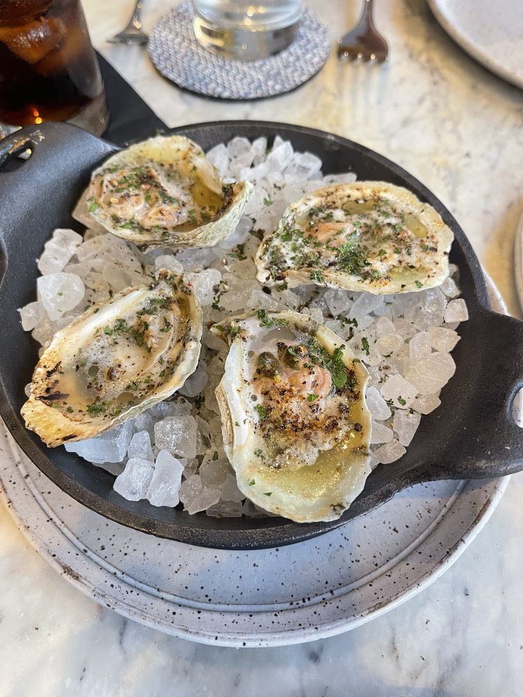 Food from Easy Bistro