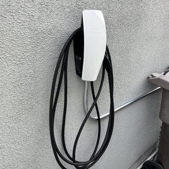 Havican Custom Electric - Tesla Wall Connector - Electricians Near Me Havican Custom Electric - Tesla Wall Connector - Electricians Near Me