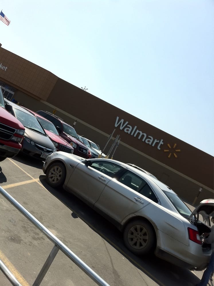 WALMART SUPERCENTER Updated August 2024 1902 W B St, Mccook