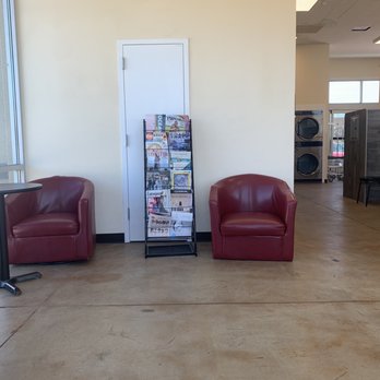 Morgan Hill Laundry - Clean and quiet. - Laundromat Near Me - Morgan Hill, California Morgan Hill Laundry - Clean and quiet. - Laundromat Near Me - Morgan Hill, California