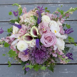 Rosaspina - Premium designers choice arrangement in shades of purple