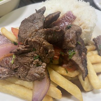 Claudy's Kitchen - Empanadas Near Me - Bronx, New York