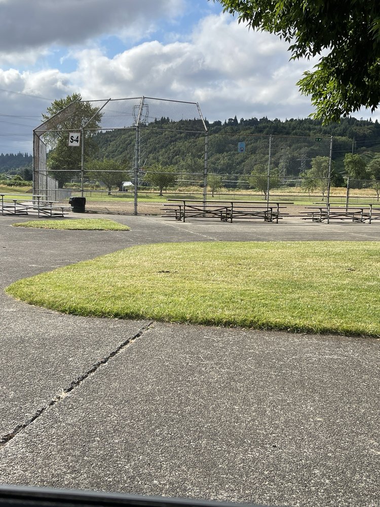 Roy Morse Park Logo