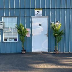 Sunny's - Location Help 3