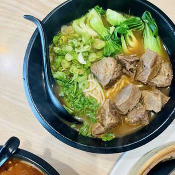 Dumpling Wei - E1. Braised Beef Noodle Soup 红烧牛肉面 - Dim Sum Near Me - Los Angeles, California Dumpling Wei - E1. Braised Beef Noodle Soup 红烧牛肉面 - Dim Sum Near Me - Los Angeles, California