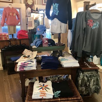Crazy Shirts - Men's Clothing Near Me - Koloa, Hawaii Crazy Shirts - Men's Clothing Near Me - Koloa, Hawaii