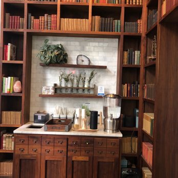 Fruitive - Healthy Food & Smoothies - Cute interior decor!! - Juice Bars & Smoothies Near Me - Washington, DC, District of Columbia