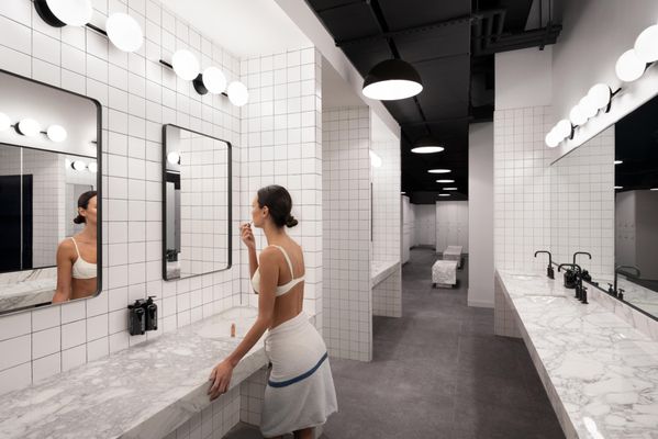 Bathhouse Williamsburg by null