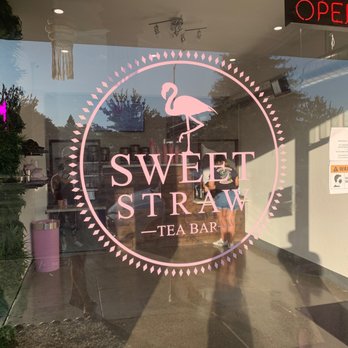 Sweet Straw - Waiting outside for order. - Bubble Tea Near Me - Napa, California